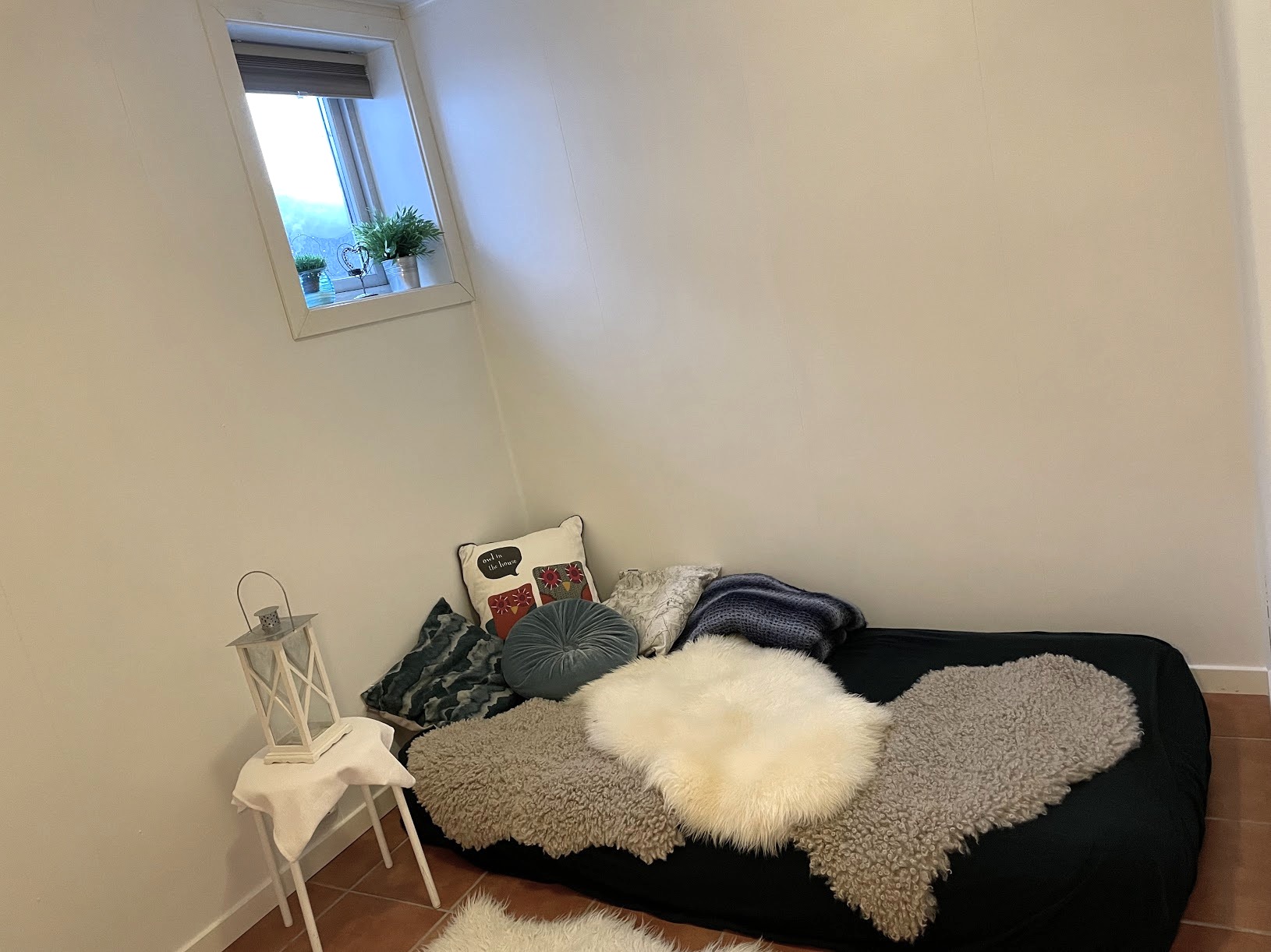 Soverom og plass til dobbeltseng